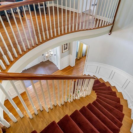 Beland Mansion-Blue Jay Suite! Форт Смит Екстериор снимка