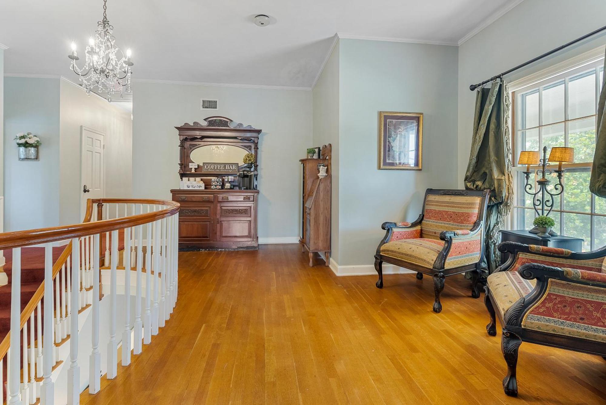 Beland Mansion-Blue Jay Suite! Форт Смит Екстериор снимка