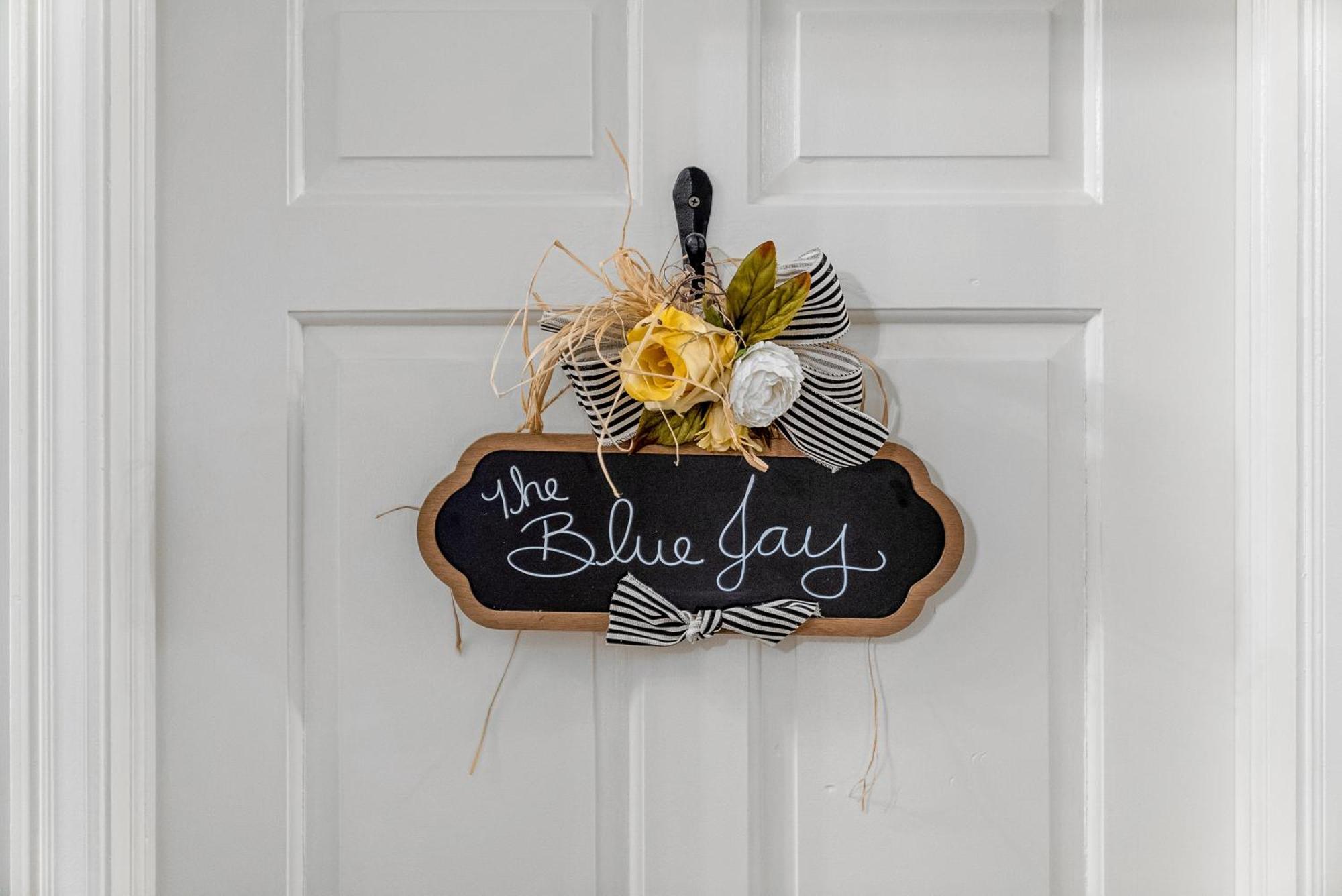 Beland Mansion-Blue Jay Suite! Форт Смит Екстериор снимка