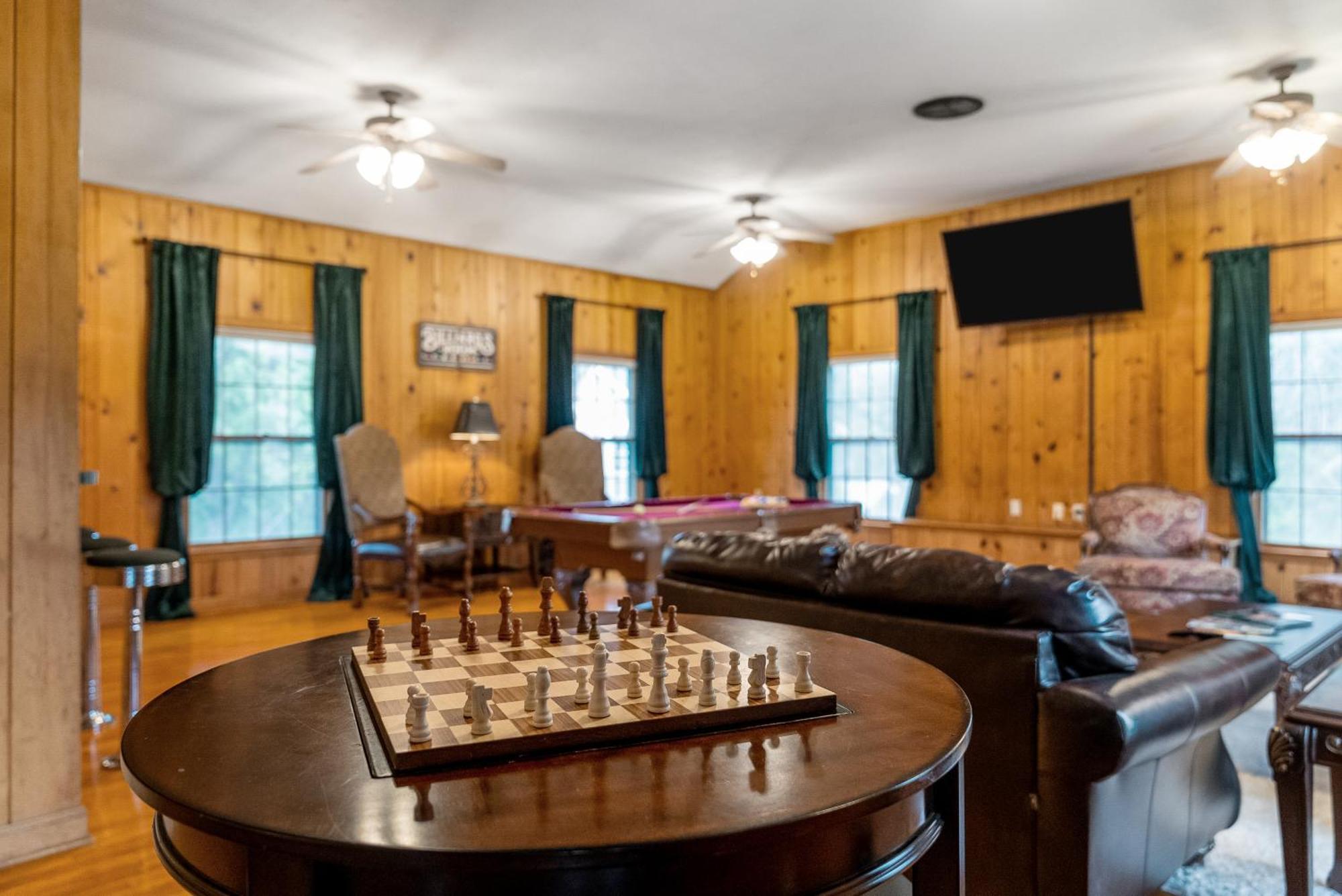 Beland Mansion-Blue Jay Suite! Форт Смит Екстериор снимка