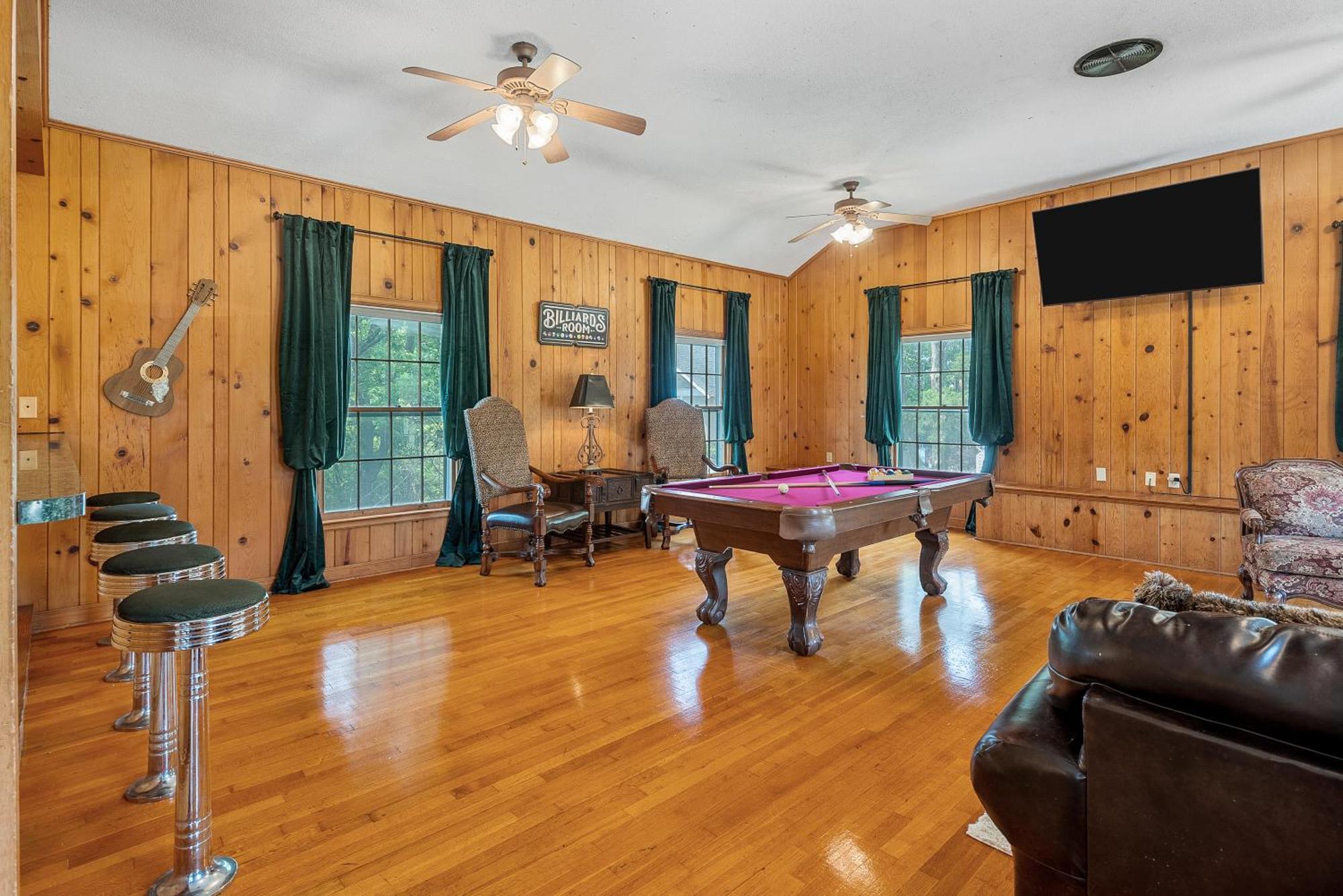 Beland Mansion-Blue Jay Suite! Форт Смит Екстериор снимка